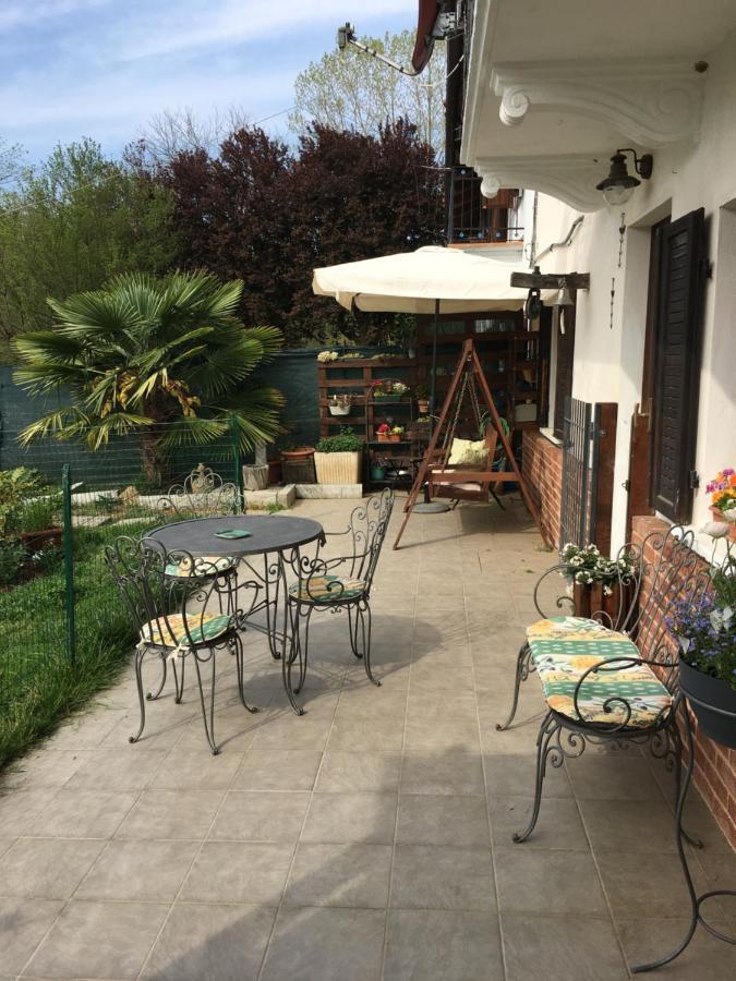 B&B Cascina Dei Levrieri Capriglio Exterior foto